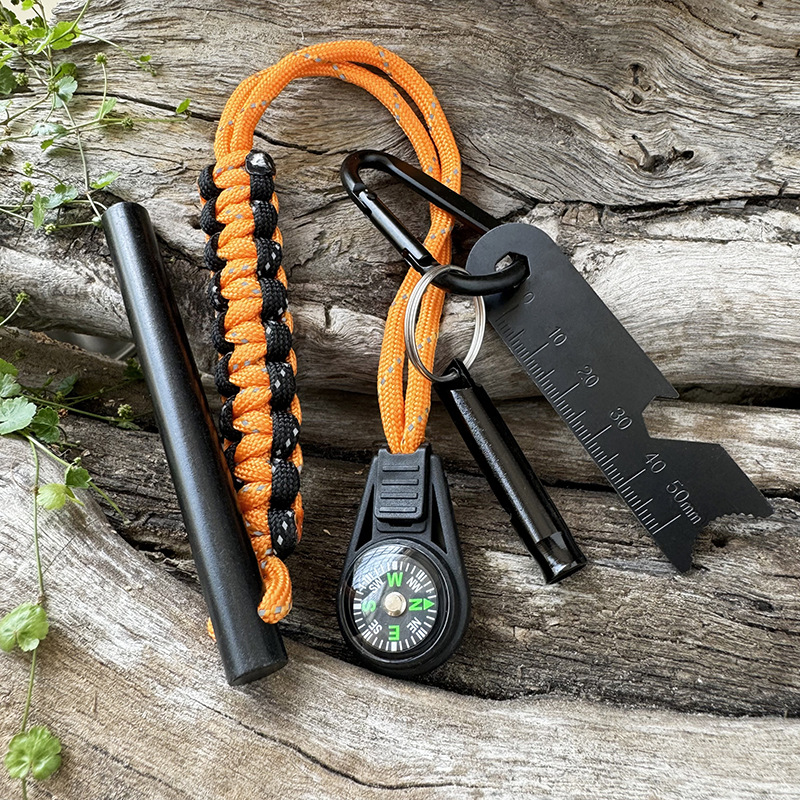 Bear Grylls Hayatta Kalma Ateş - Ferro Rod Striker incelemesi ve fiyatı